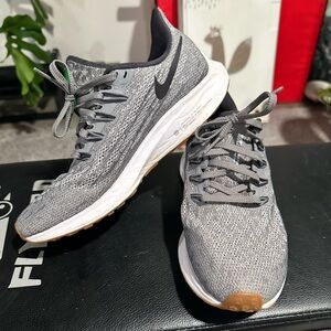Nike Zoom Pegasus Running Shoes